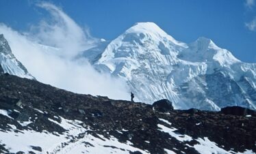 Pisang Peak Climbing